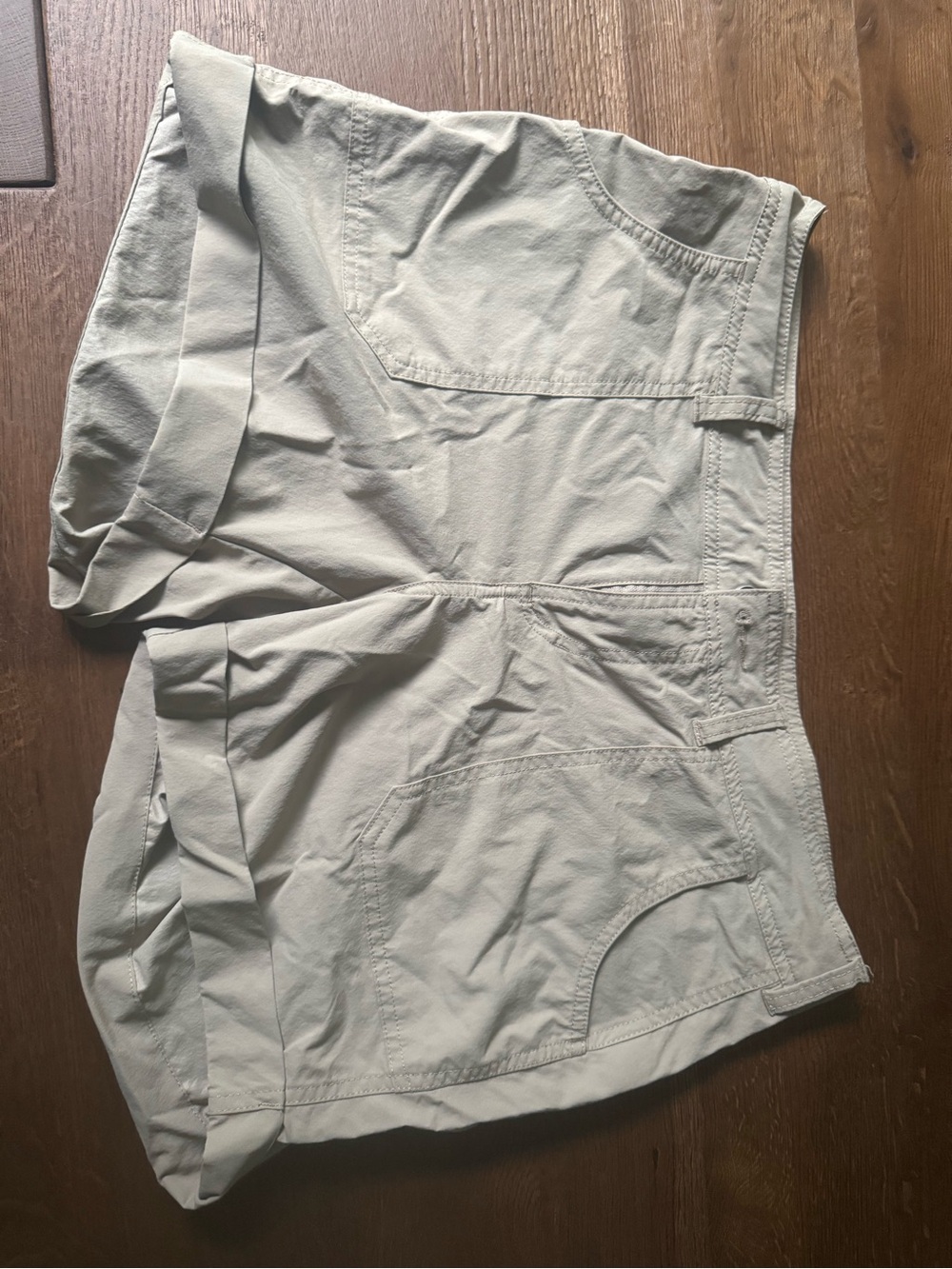 Women's Lightweight Casual Shorts in Light Beige